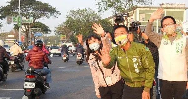 蓝营议员谈民进党或推“大罢免潮”,蓝营议员谈民进党大罢免潮，一场自然之旅的呼唤