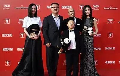 黄晓明回应近期舆论风波，坦然面对，真诚发声