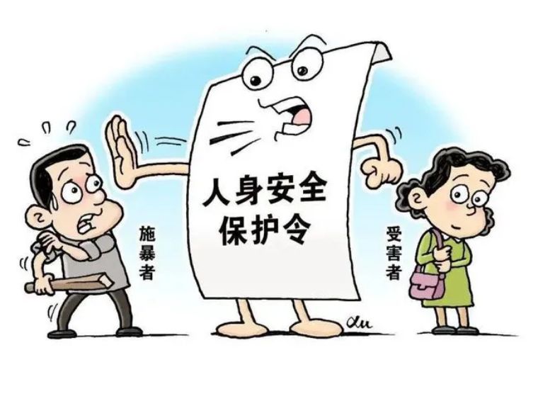 撬锁入室挖宝引发众怒，智能锁与监控系统的应用守护家园安全