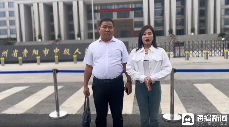 杨妞花回忆小巷深处的特色小店与余华英的15秒对视时光