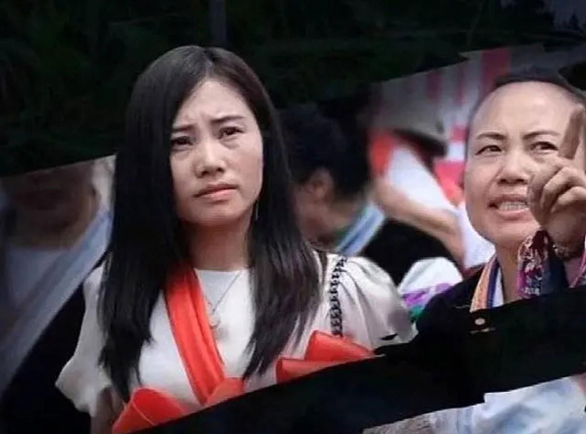 杨妞花索赔920万背后的震慑故事，小巷特色小店与人贩子的较量