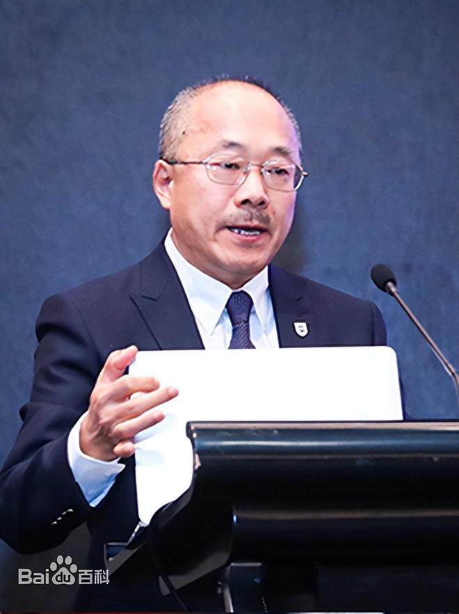 臭肉事件后，临近退休的被免职校长生活趣事
