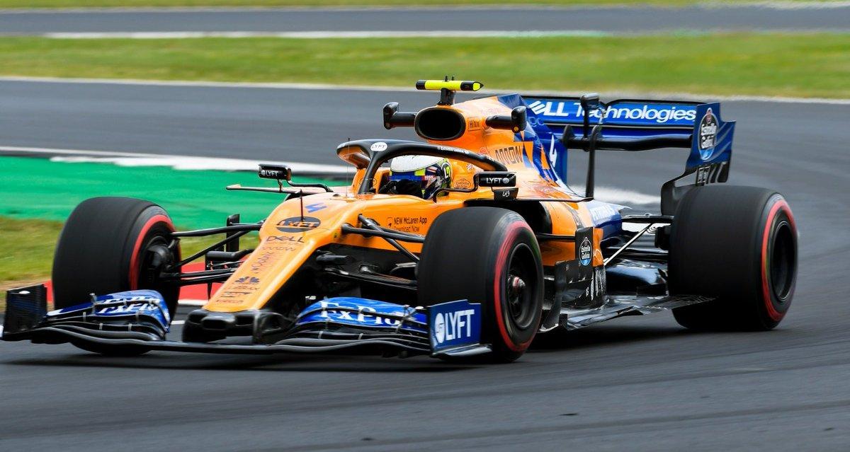 F1美国大奖赛诺里斯杆位，赛场风云与英雄风采闪耀时刻