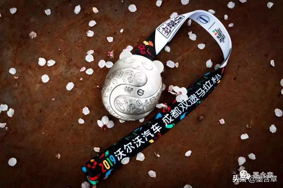 马拉松冲线遭阻拦事件，规则与人情的较量官方回应