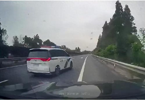 三男子因火锅抢牛肚获刑，一场远离尘嚣的火锅背后的故事