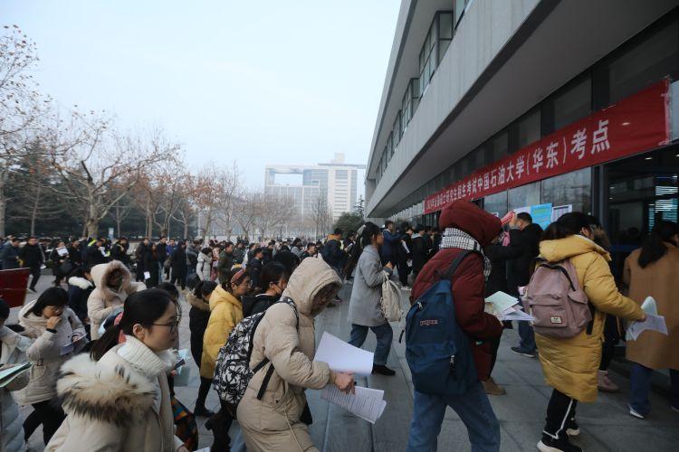 国考招生规模创历史新高，背后的深层分析与观点探讨