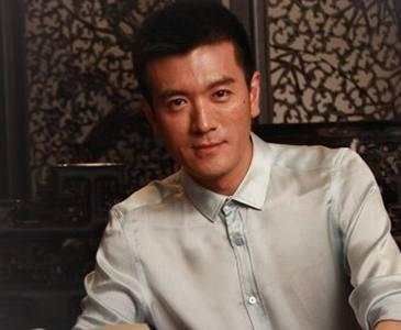 杨子黑脸