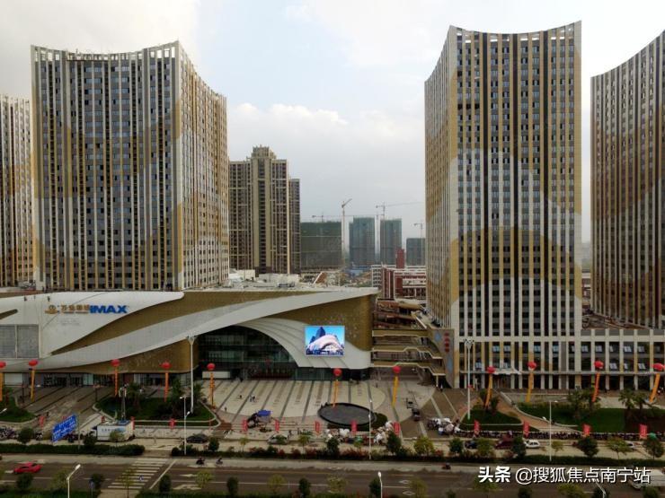 成都北湖科技浪潮涌动，未来生活新体验探秘