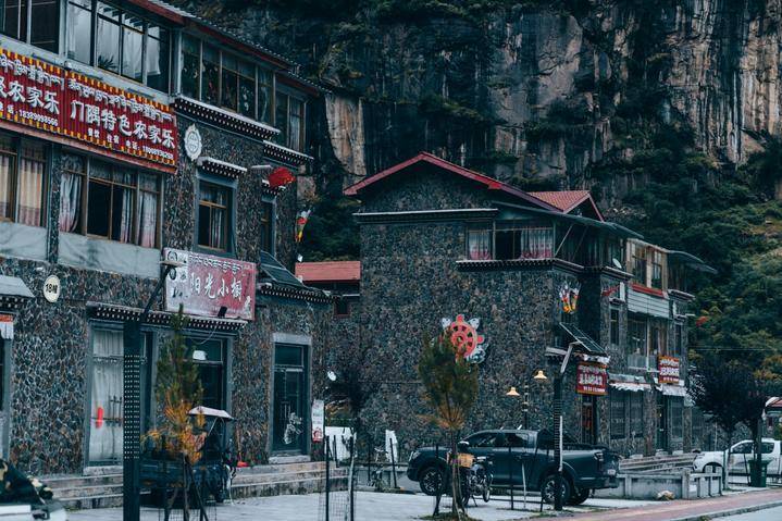 黔江最新招聘探秘，小巷中的特色小店隐藏宝藏