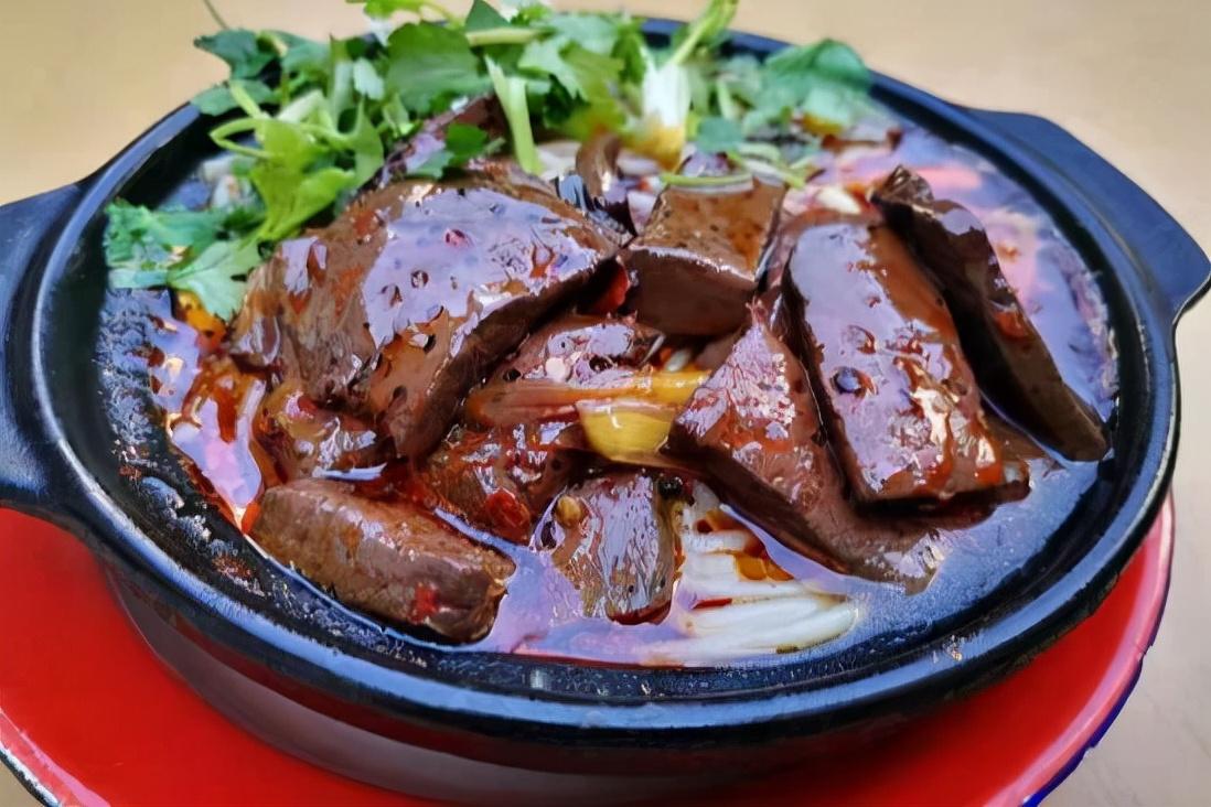 中普特色小店，小巷深处的独特风味揭秘！