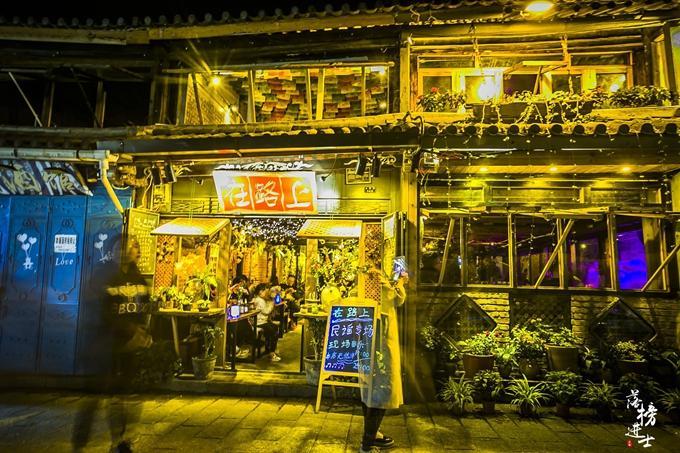 大理司机招聘最新信息及特色小店之旅，驾驶梦想探秘小巷，招募司机启程启程！