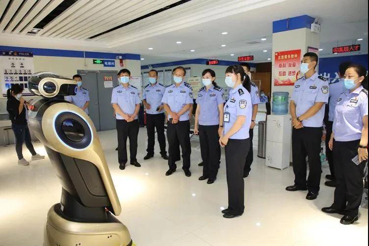 鹤岗市科技新品亮相，智能生活新篇章开启！