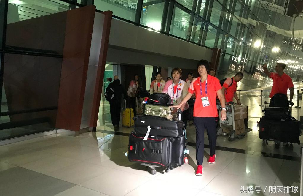 中国女排最新奖牌及其背后的温馨故事揭秘