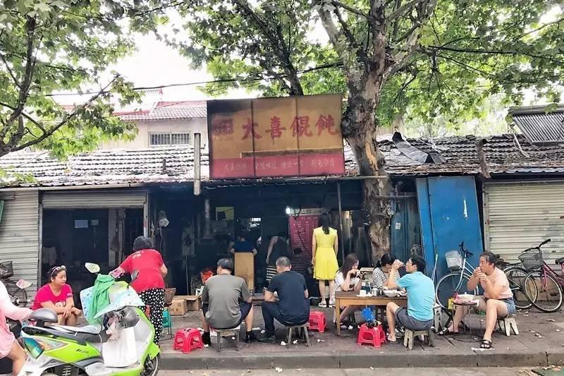 刘小军最新调动，小巷特色小店的奇遇与隐藏宝藏探索