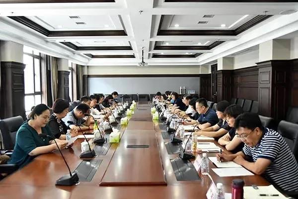 辽宁男篮最新科技装备引领篮球新时代，辽宁男篮最新新闻亮相！