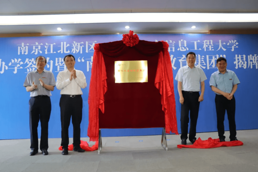 万达集团最新动态与温馨日常故事分享
