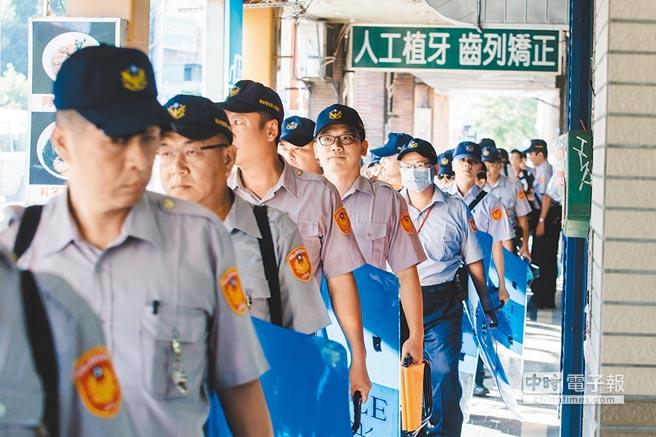 探索小巷宝藏，850最新版本官网苹果独特体验