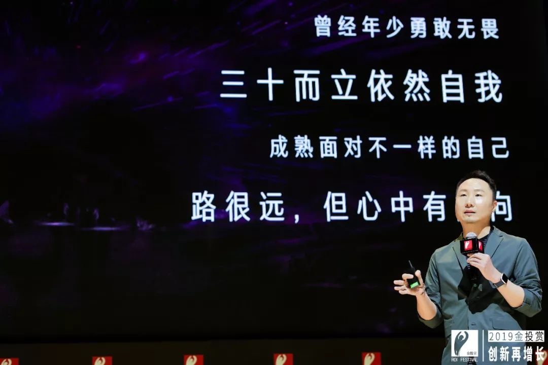 三十最新视频聚焦热门话题与深度解读