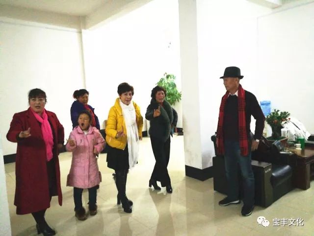 孙逊最新动态，揭秘如何学习表演艺术并追踪他的最新进展