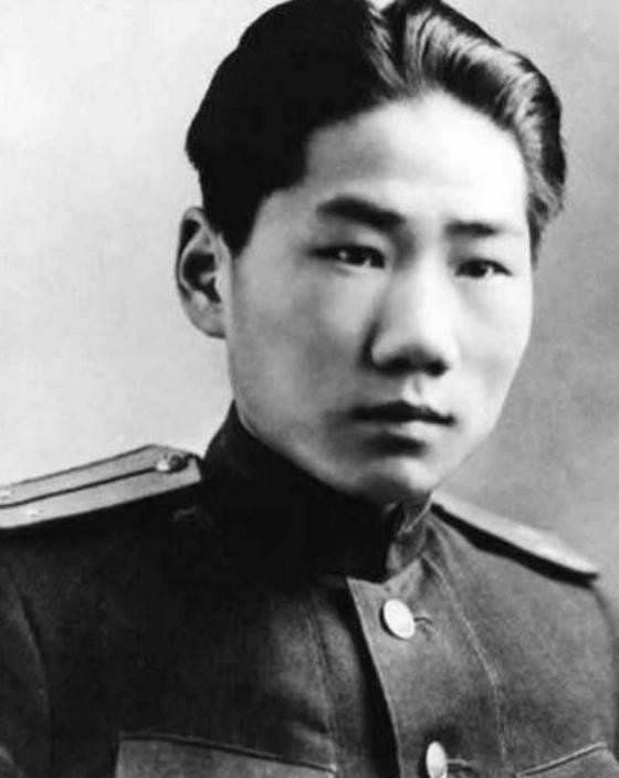 最新淘汰的姐姐，奋斗历程令人敬佩