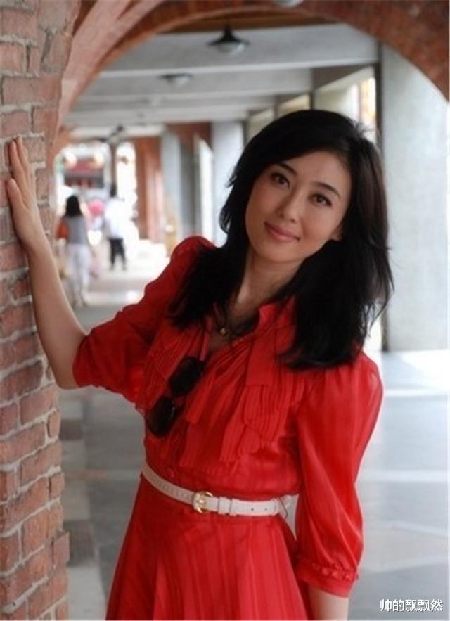 李红最新近况，璀璨人生的新篇章