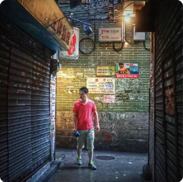 黄海波最新作品揭秘，小巷深处的隐藏特色小店