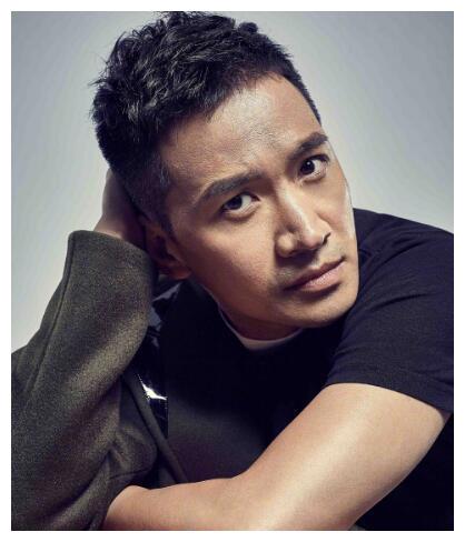 演员何晟铭，温馨日常的点滴记录