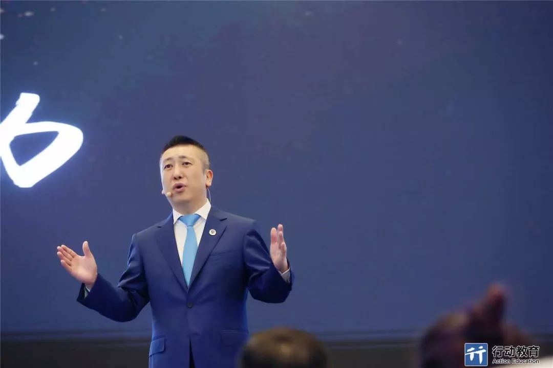 李践最新教学课程深度探讨，背景、领域地位与影响分析