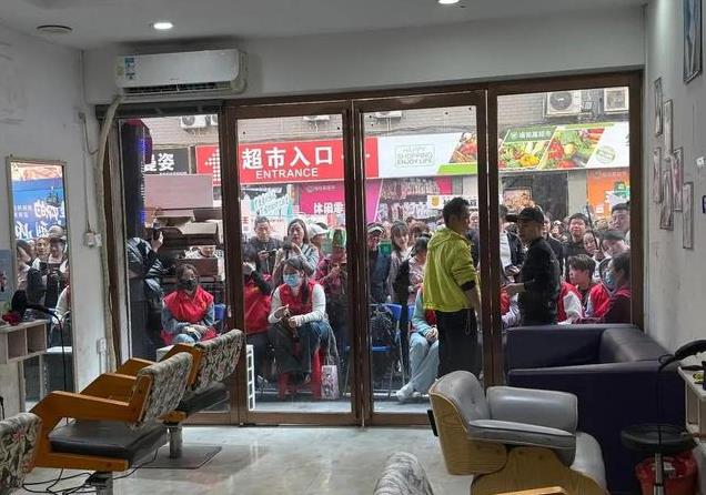 最新修脚店转让信息，变化中的机遇，自信引领未来之路