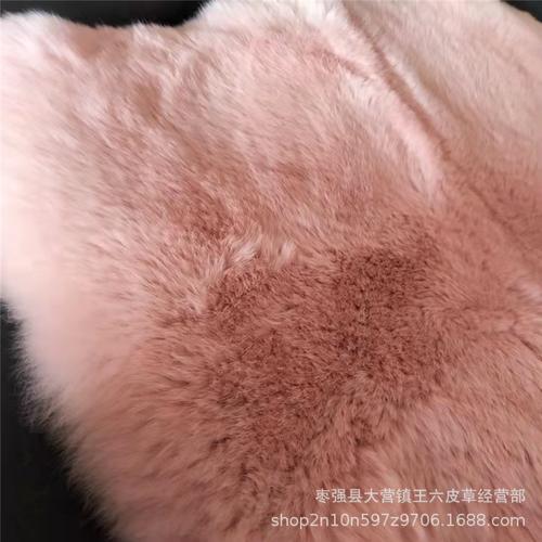 獭兔皮最新价格，时代印记与市场的波动