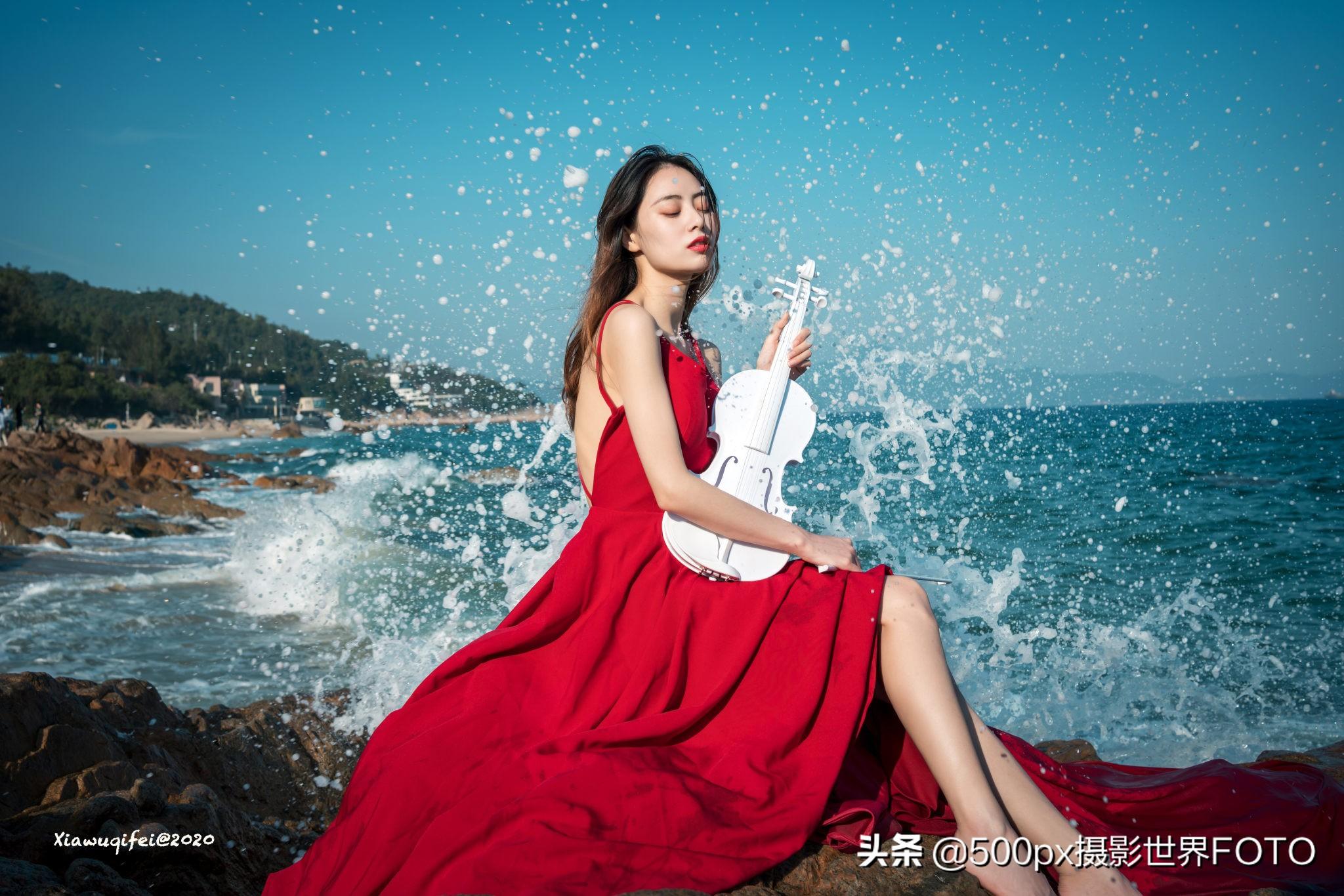 最新小萝莉的自然之旅，探索美景，寻找内心平静