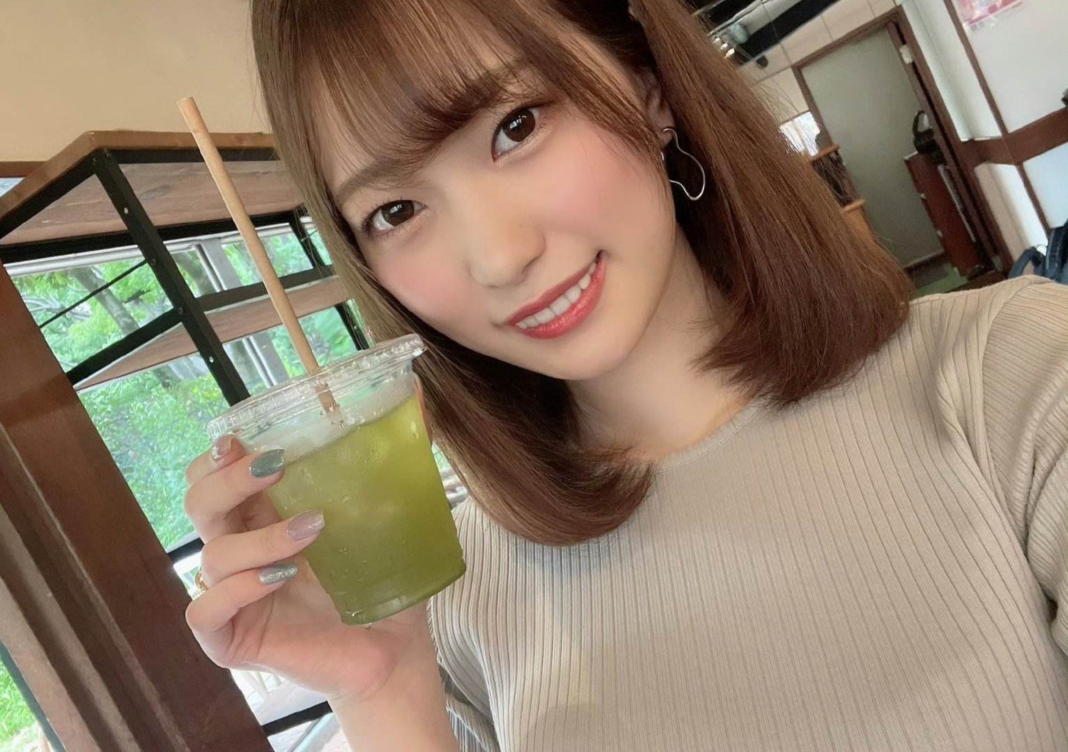 美谷朱里最新动态，友情的小温馨