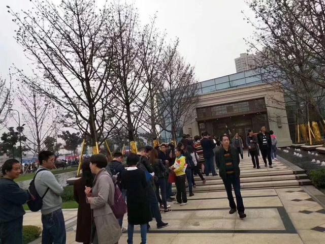 成都楼盘最新房价，科技重塑居住梦想，引领未来前沿体验